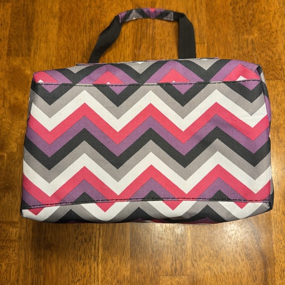 New Nicole Miller canvas insulated tote bag. - Picture 8 of 11